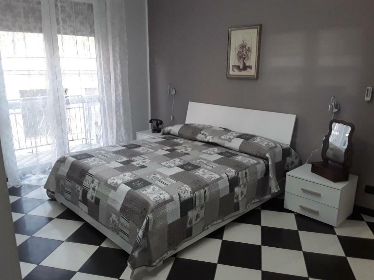 Appartamento Saretta Asti Exteriér fotografie